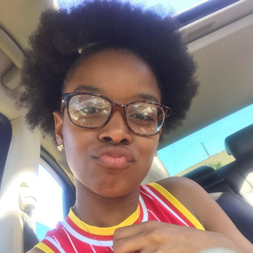 Meet your Posher, Victoria